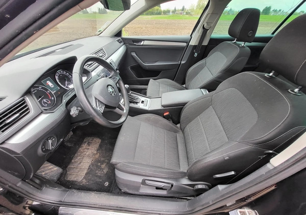 Skoda Superb cena 31500 przebieg: 259500, rok produkcji 2016 z Augustów małe 497